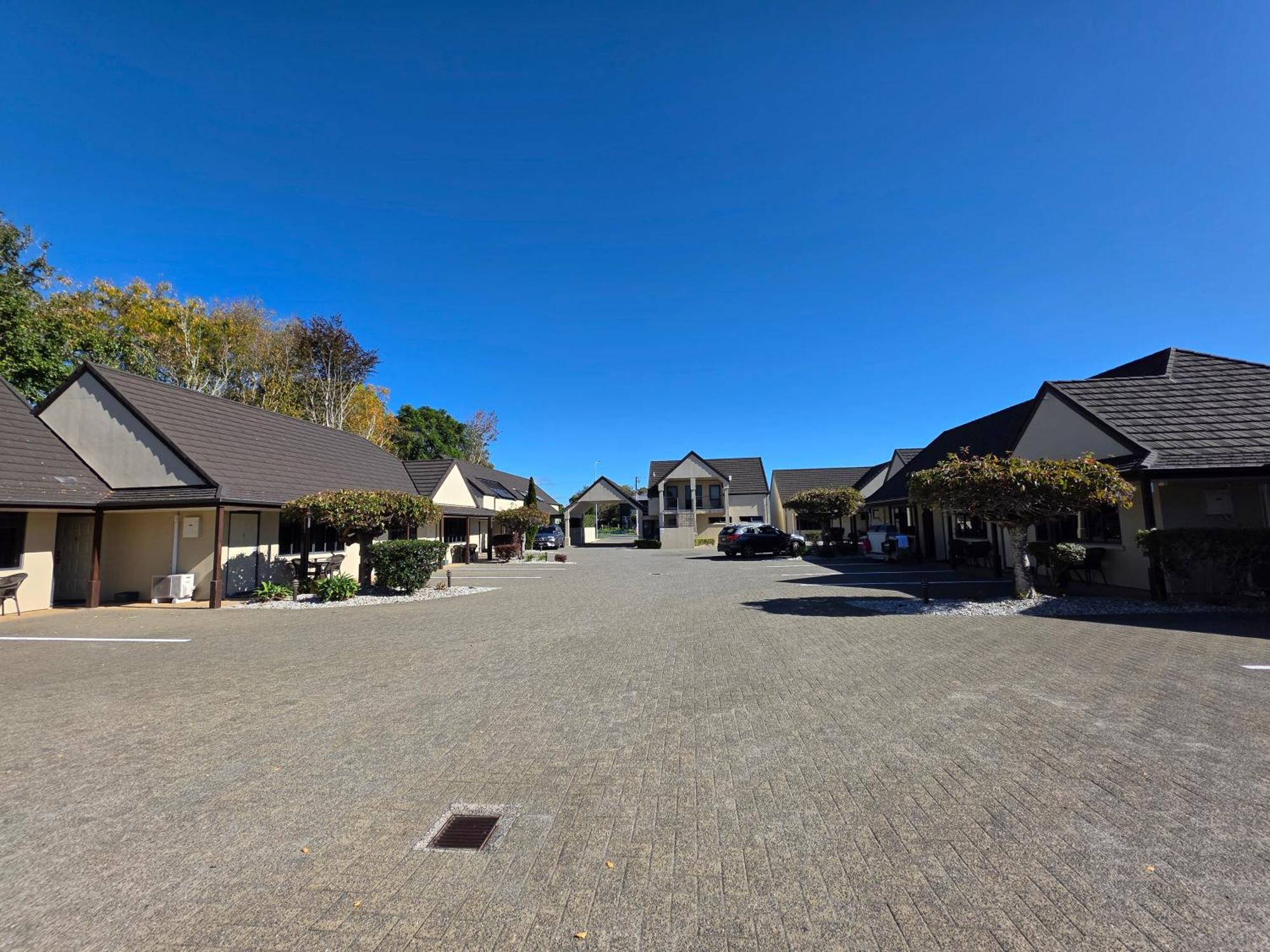 Bethlehem Motor Inn And Conference Centre Tauranga Bagian luar foto