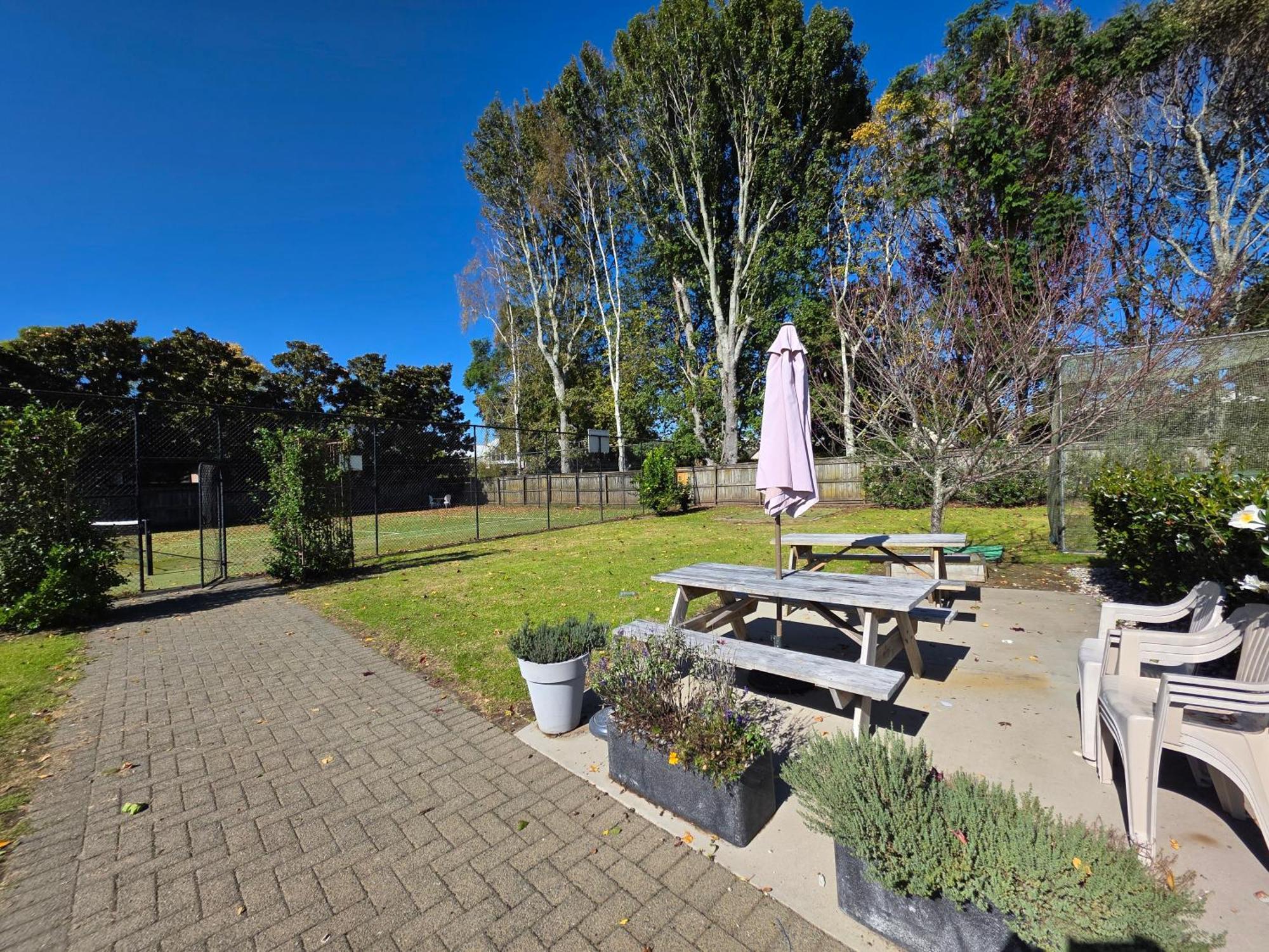 Bethlehem Motor Inn And Conference Centre Tauranga Bagian luar foto