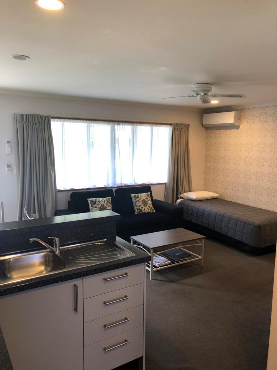 Bethlehem Motor Inn And Conference Centre Tauranga Bagian luar foto