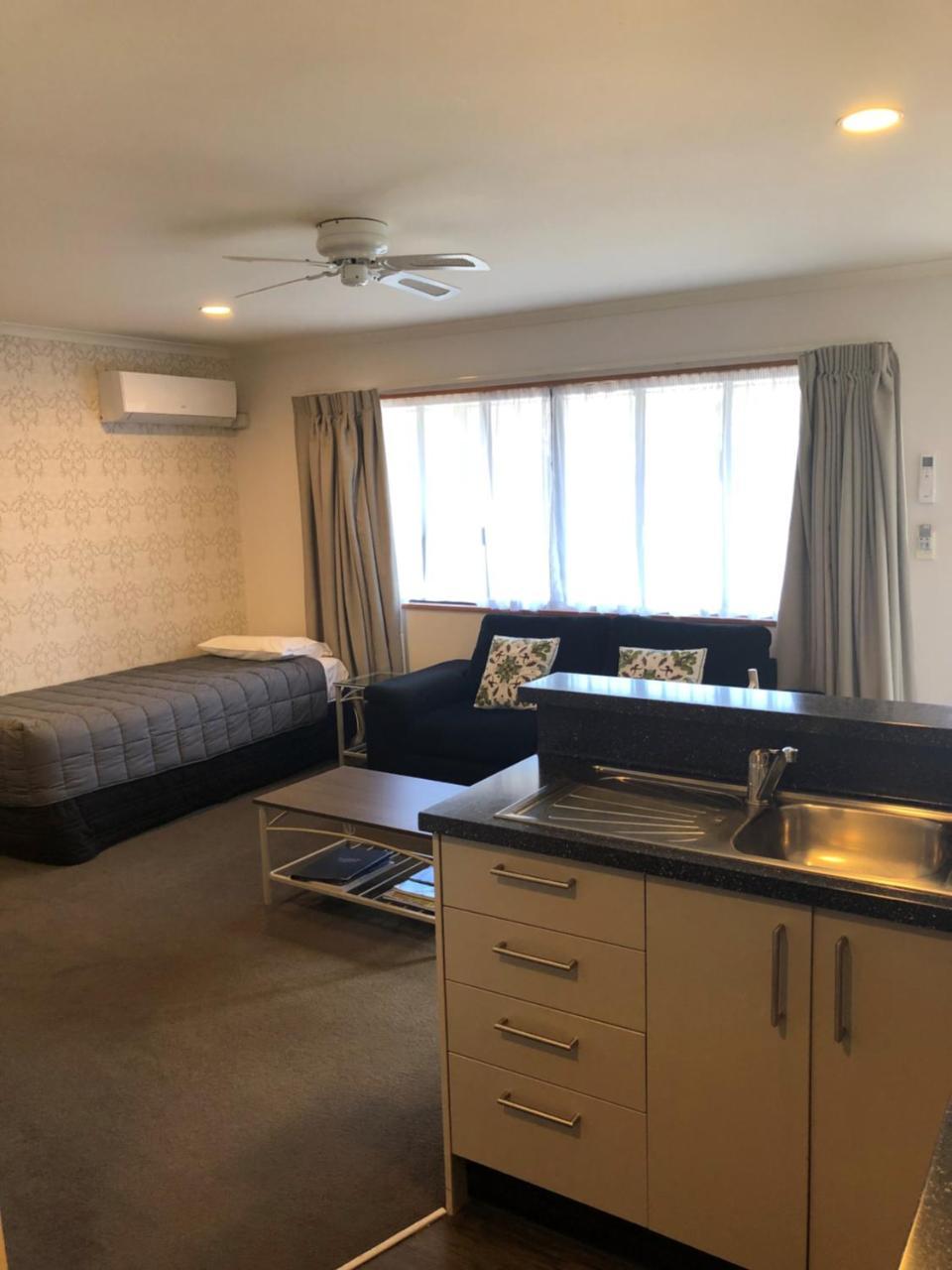 Bethlehem Motor Inn And Conference Centre Tauranga Bagian luar foto